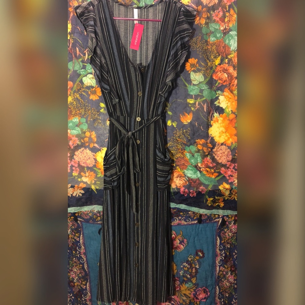 Xhiliration longer midi dress